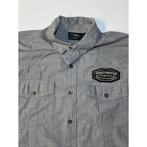Harley-Davidson Motorcycles XL Men's Grey Button Milwaukee Wisconsin Patch 2018